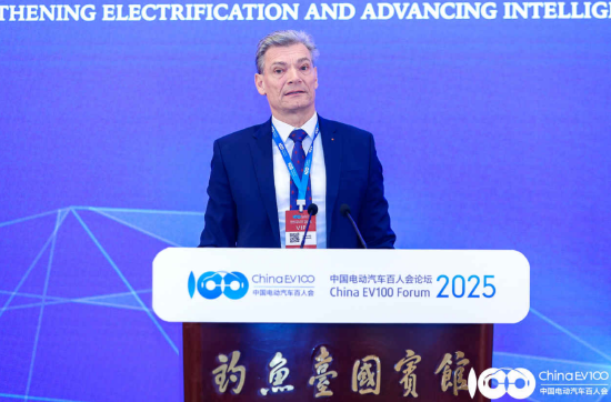 奥迪中国总裁罗英瀚：中国在全世界电动车行业都是遥遥领先的
